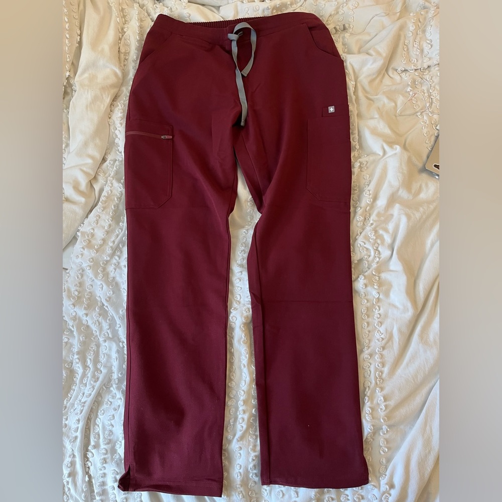 FIGS scrub pant: Yola Skinny Pant Regular Burgundy, size M, women’s